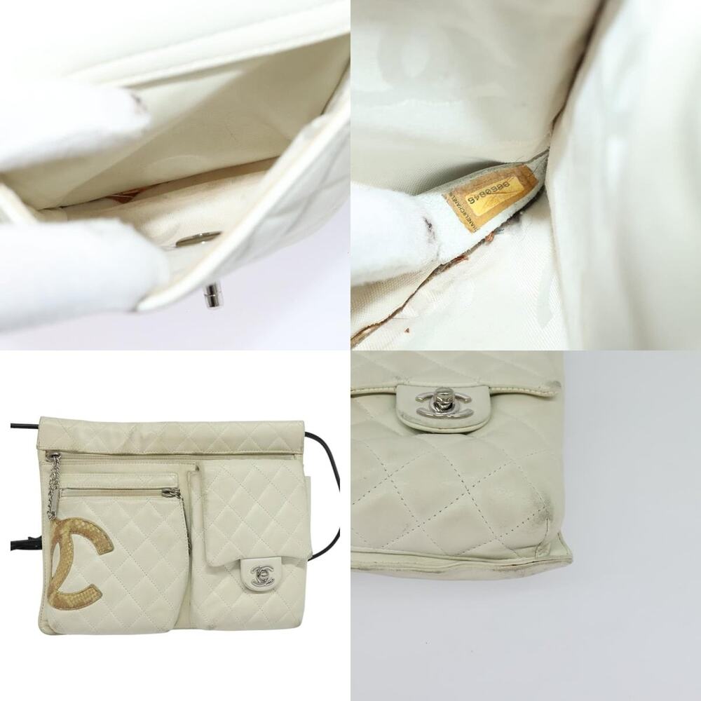 Chanel Classic Flap Shoulder Bag - Picture 5 of 7